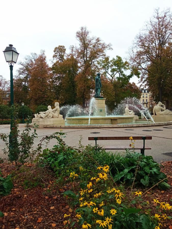 Rare A Colmar - Appartement Champ De Mars Vue Sur Parc - 70M2 - 2 Chambres المظهر الخارجي الصورة